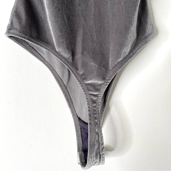 Madison & Berkeley Grey Velvet Bodysuit - Picture 6 of 8